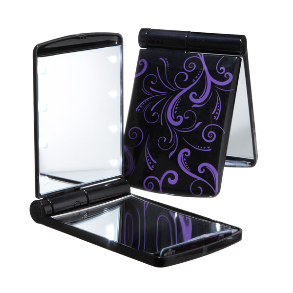 Как да избегнете неравен грим: огледало с LED светлини за лице